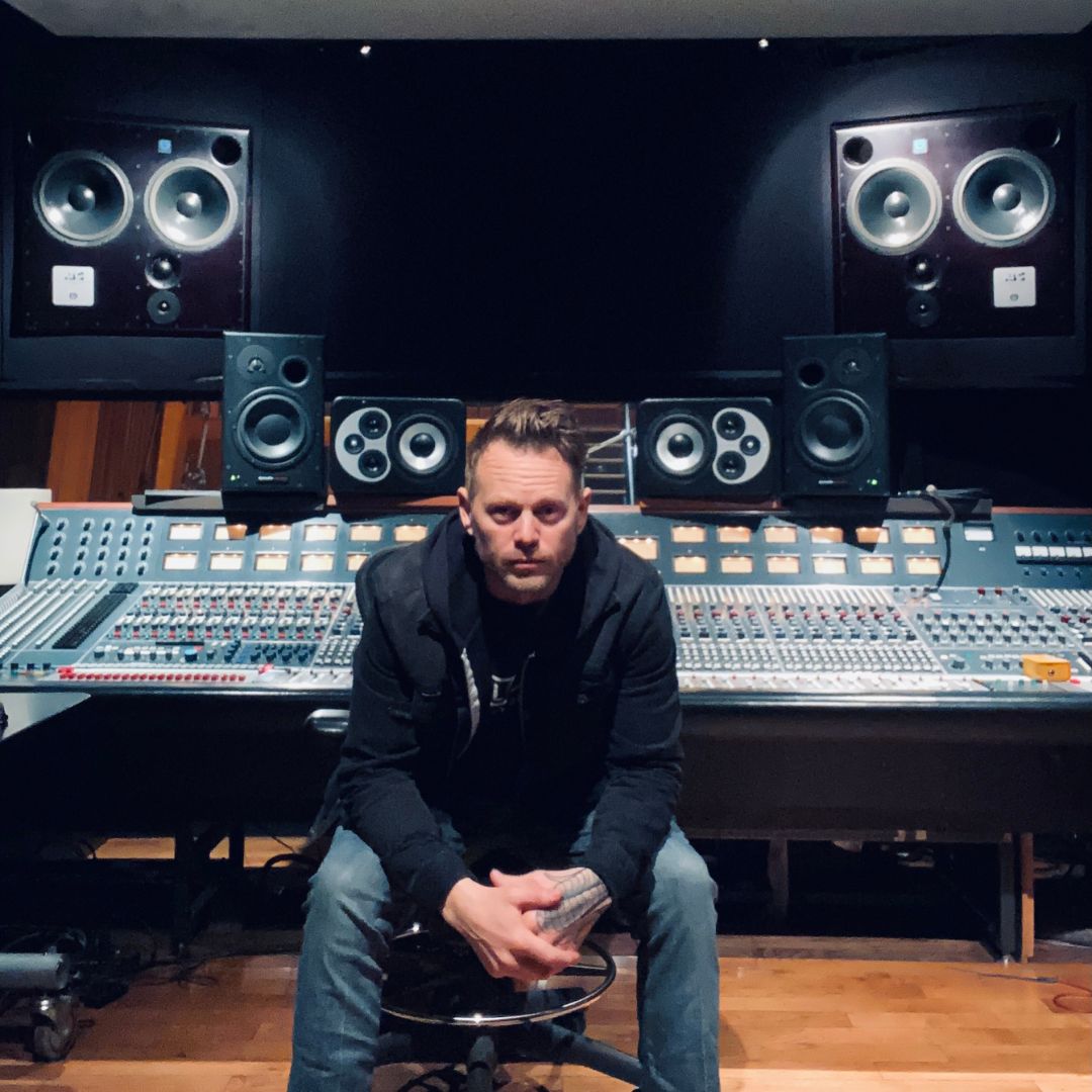 Joe Marlett en el estudio
